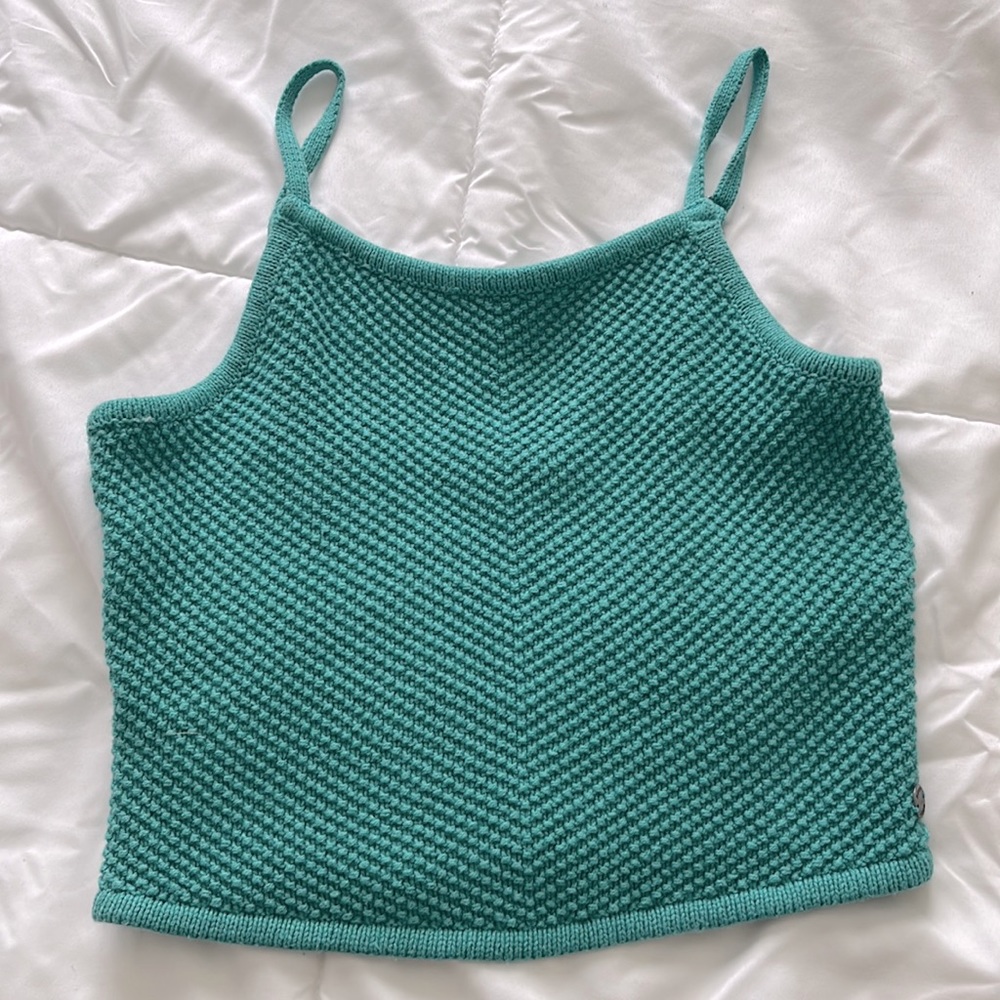 knitted cropped tank top